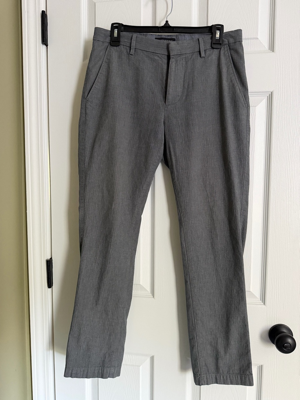 Banana Republic Gray Men's Chinos - Straight Fit - 30 x 30